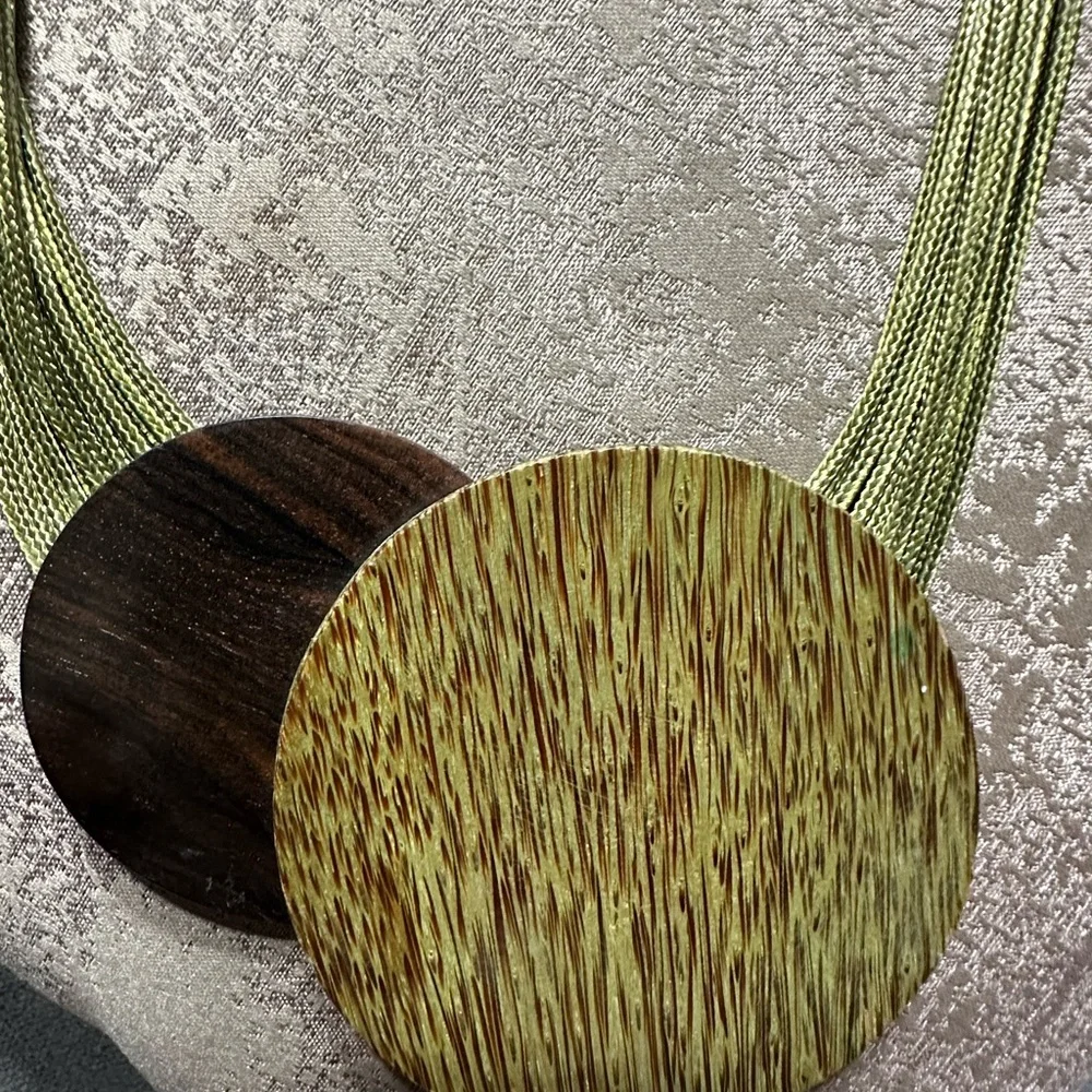 Beautiful statement piece. - Picture 2 of 2